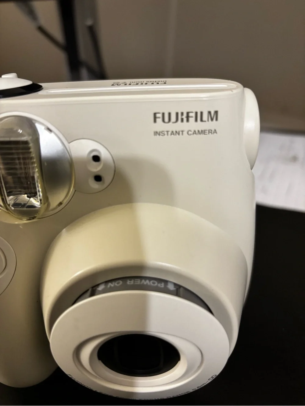 Fujifilm Instax Mini 7S -White